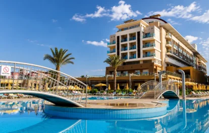 5 Star Hotel for Lease